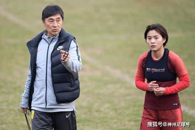 小迈凯尔·布朗：我会始终坚持自己的风格，不论位置如何
